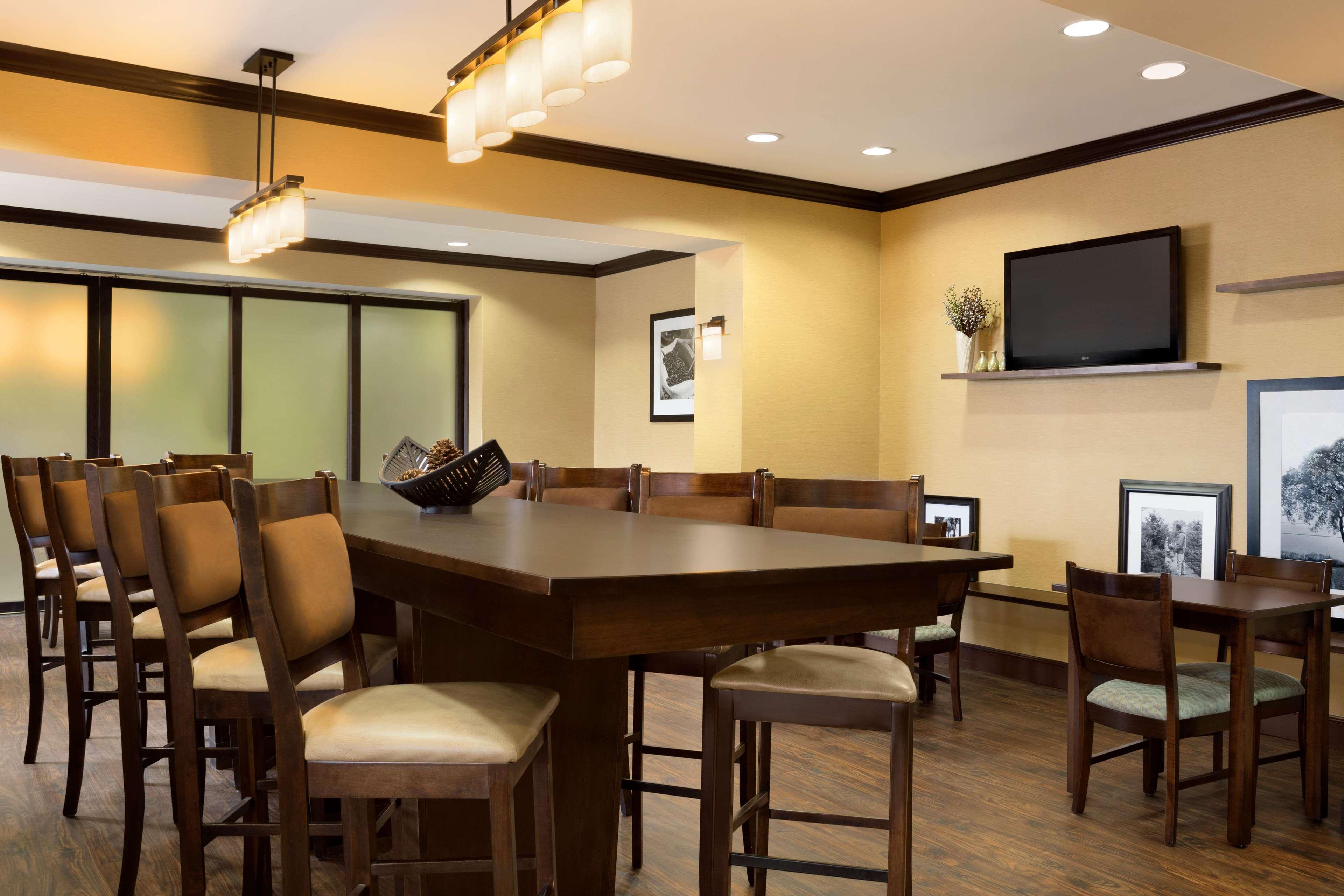 Hampton Inn Stow Exterior photo