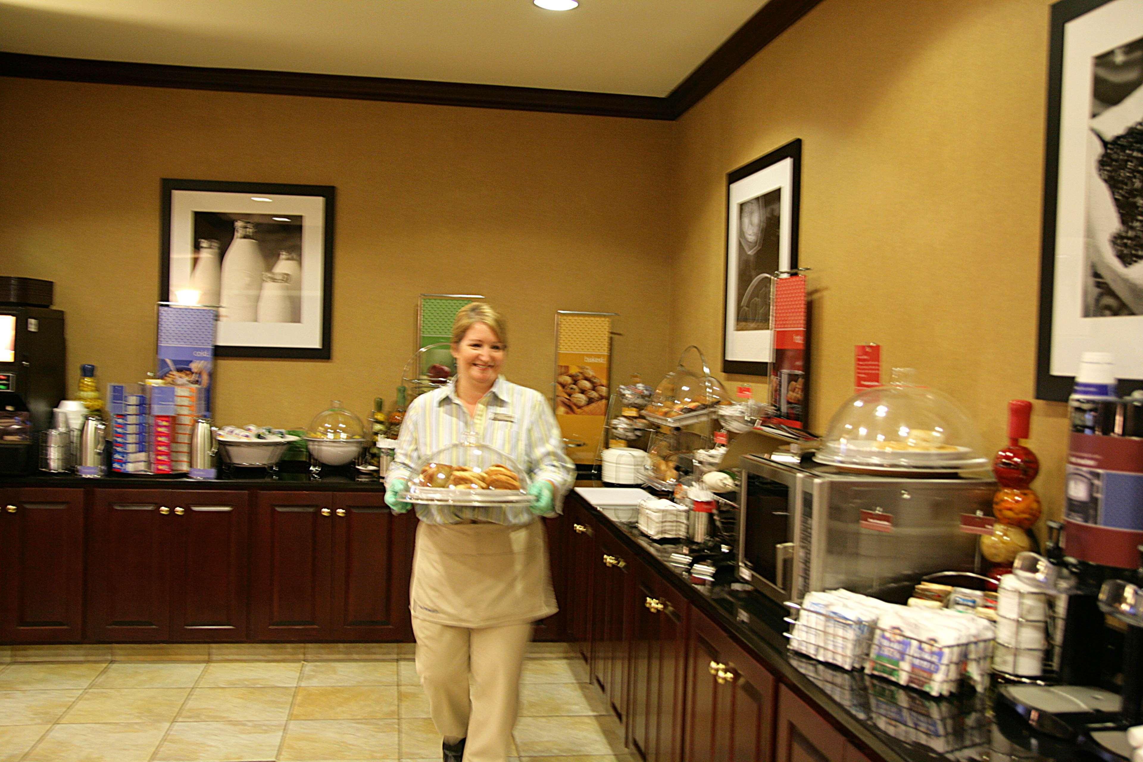 Hampton Inn Stow Restaurant photo