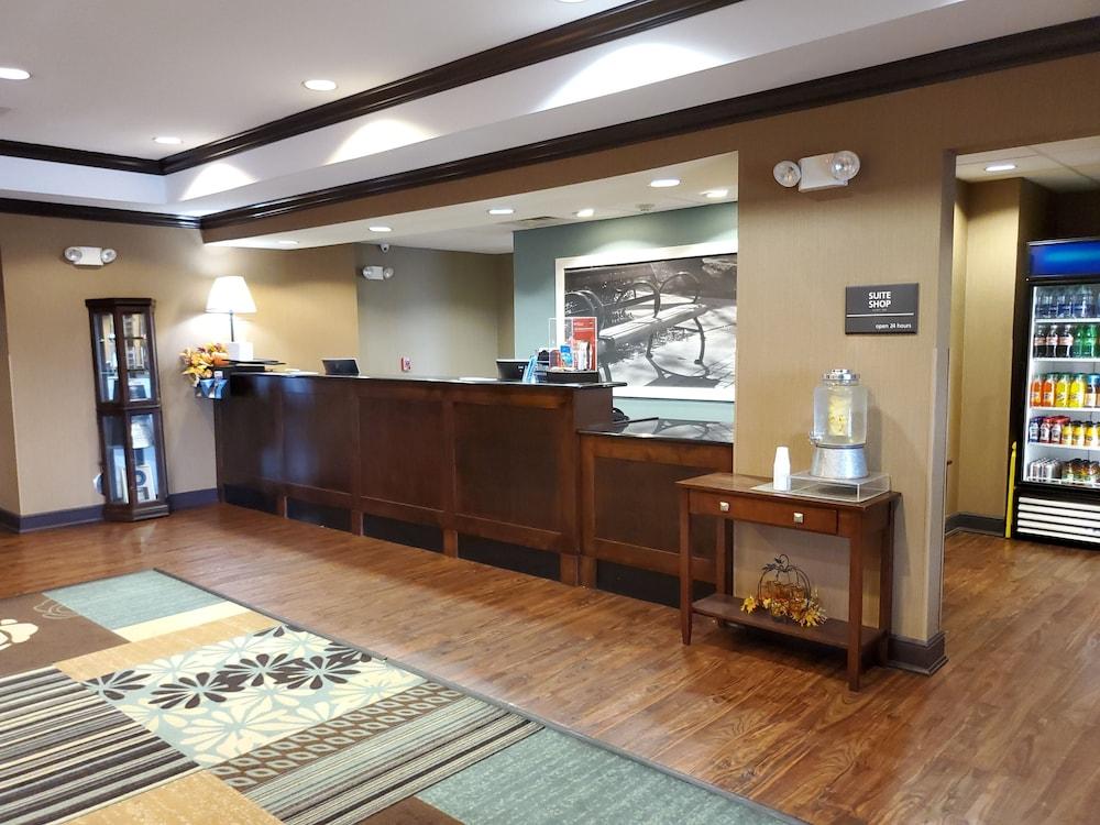 Hampton Inn Stow Exterior photo