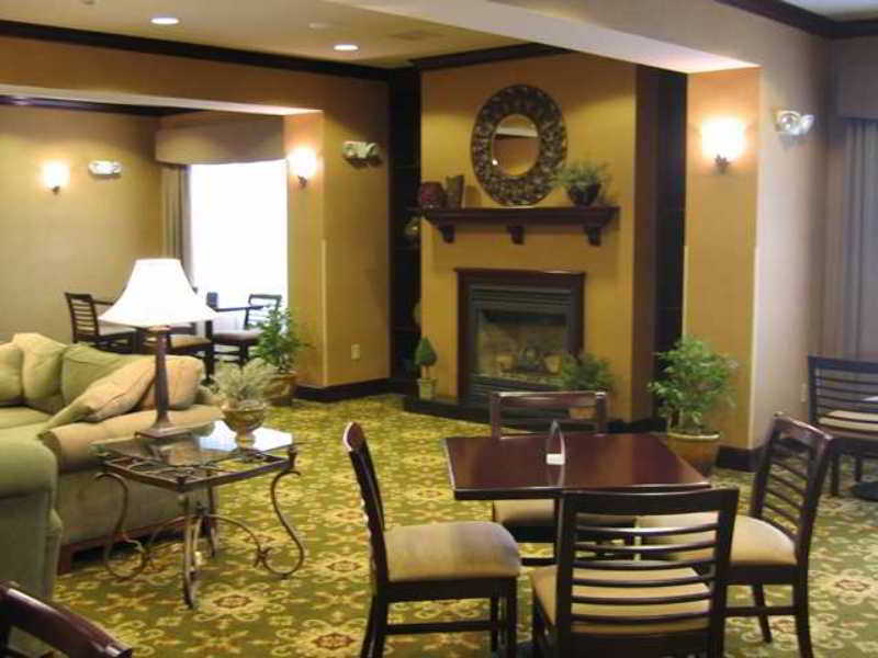 Hampton Inn Stow Interior photo